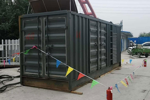 渝中发电机租赁空气滤清器多久更换一次?