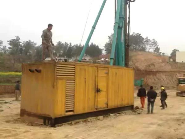 渝中如何判断水冷式机油散热器密封件是否需要更换?